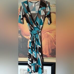 Touch 9 knee length dress Women's size medium